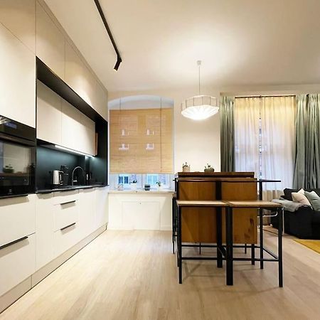 Nikiszowiec - Modern Silesian Apartment 卡托维兹 外观 照片