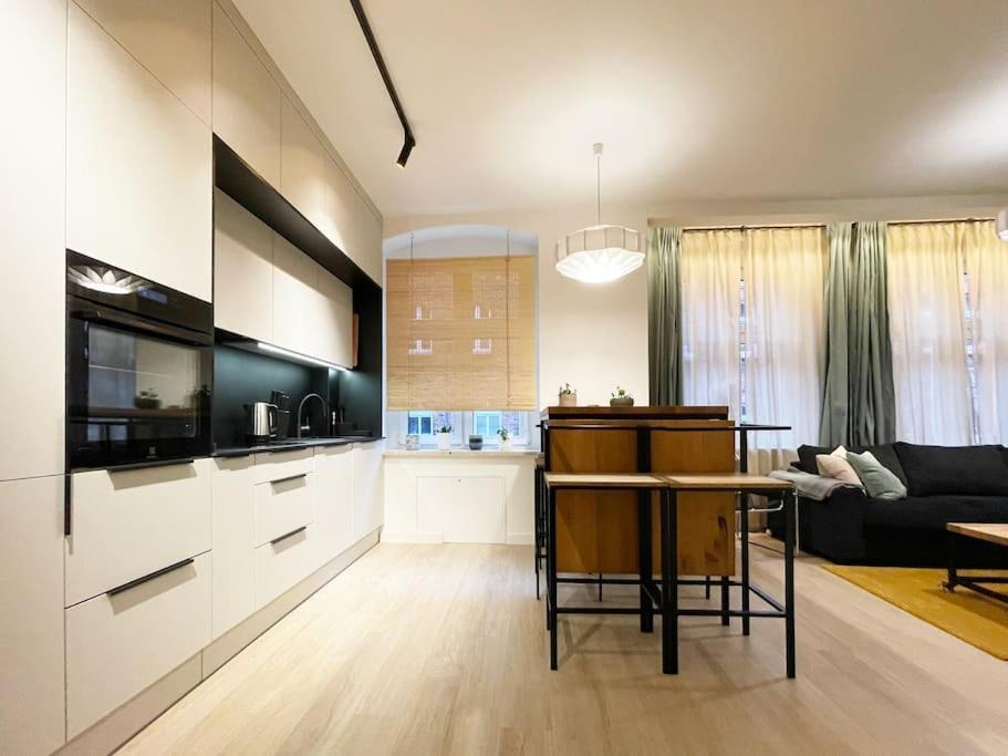 Nikiszowiec - Modern Silesian Apartment 卡托维兹 外观 照片
